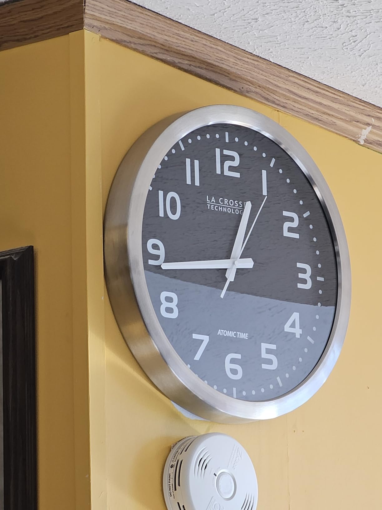 La Crosse Technology WT-3161BK 16 Inch Stainless Steel Atomic Clock, Analog, Silver customer photo 2