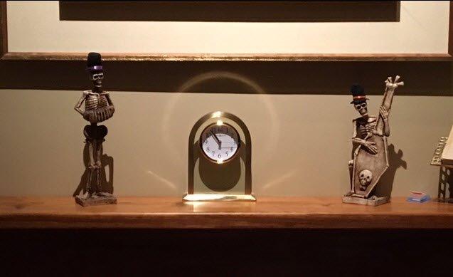 Howard Miller Imperial Brass Quartz Table Clock - Polished Finish, Glass Face customer photo 2