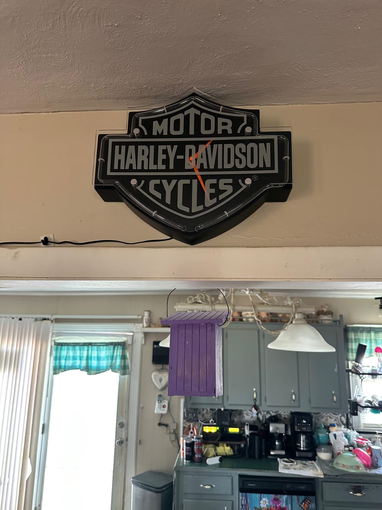Harley-Davidson Etched Bar & Shield Shaped Neon Clock, Orange Neon HDL-16651 customer photo 2