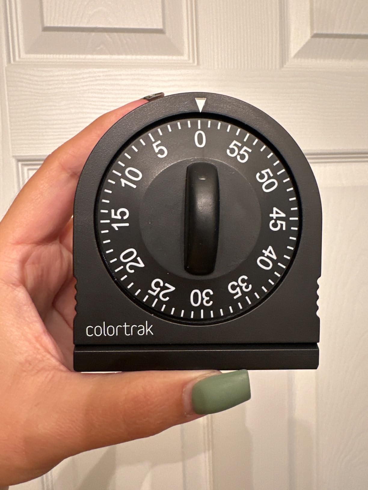 Colortrak 60 Minute Wind Up Timer, No Batteries Required, Black | Mechanical Visual Countdown for Salon Color Processing, Chemical Services, Tanning, Kitchen & Kids Activities customer photo 2