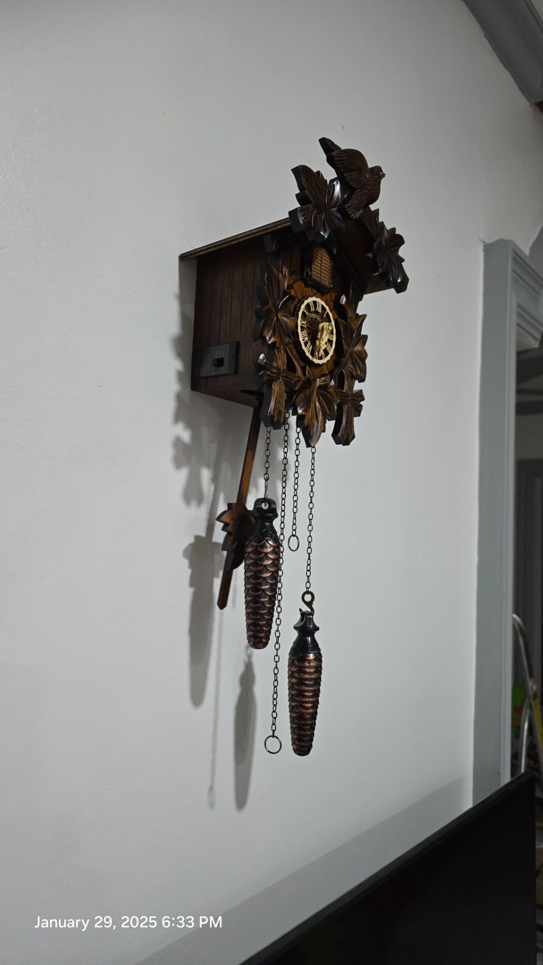 Engstler Quartz Cuckoo Clock 5-Leaves, Bird, Size: 8 inch, EN 522 Q customer photo 1