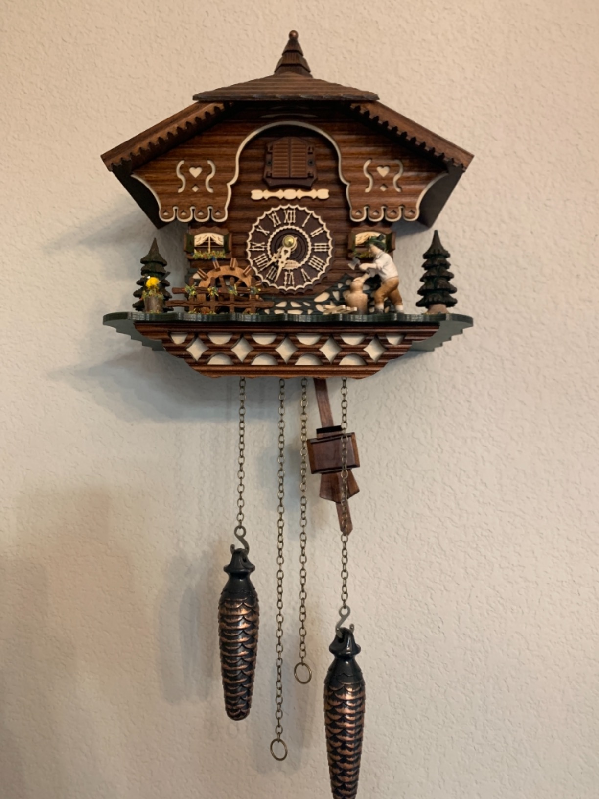 Trenkle Quartz Cuckoo Clock Black Forest House with Moving Wood Chopper and Mill Wheel, with Music TU 4217 QM customer photo 1