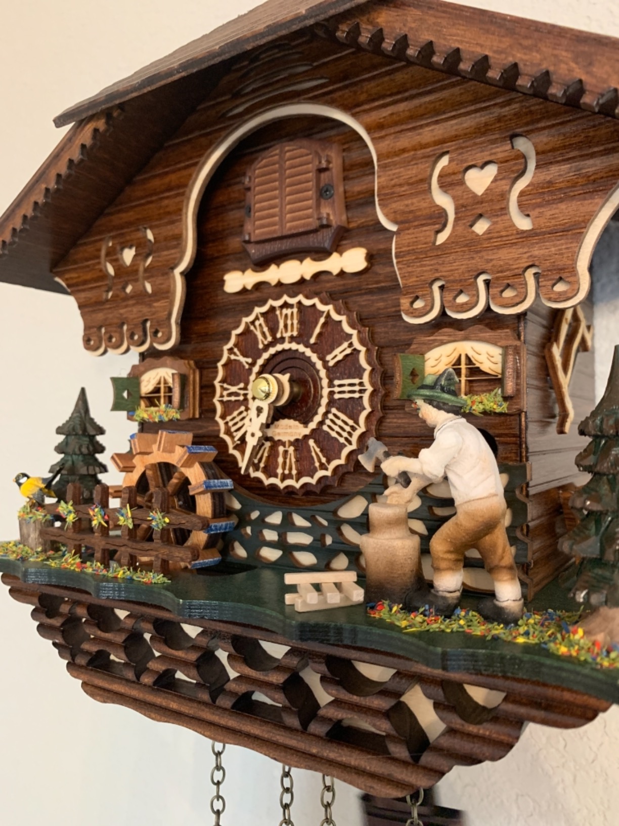 Trenkle Quartz Cuckoo Clock Black Forest House with Moving Wood Chopper and Mill Wheel, with Music TU 4217 QM customer photo 2