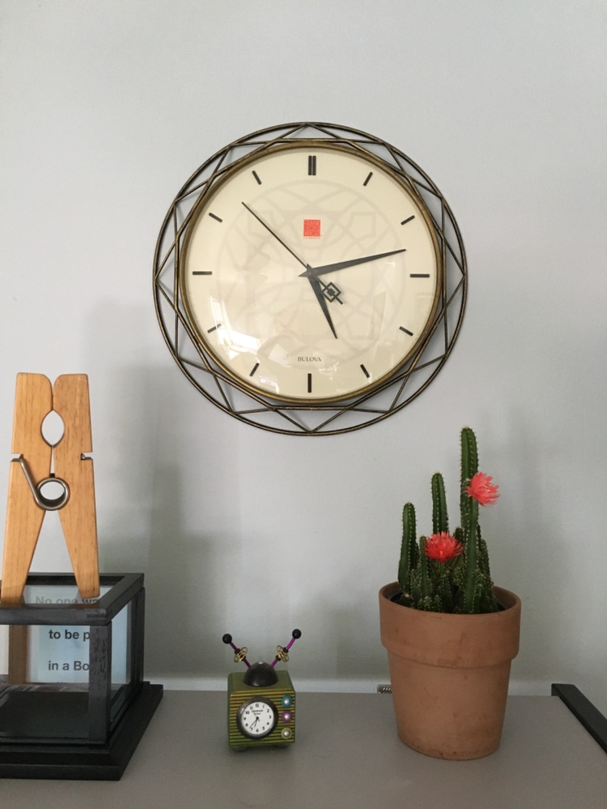 Bulova Clocks C4834 Luxfer Prism 14 Inch Frank Lloyd Wright Inspired Wall Clock customer photo 2