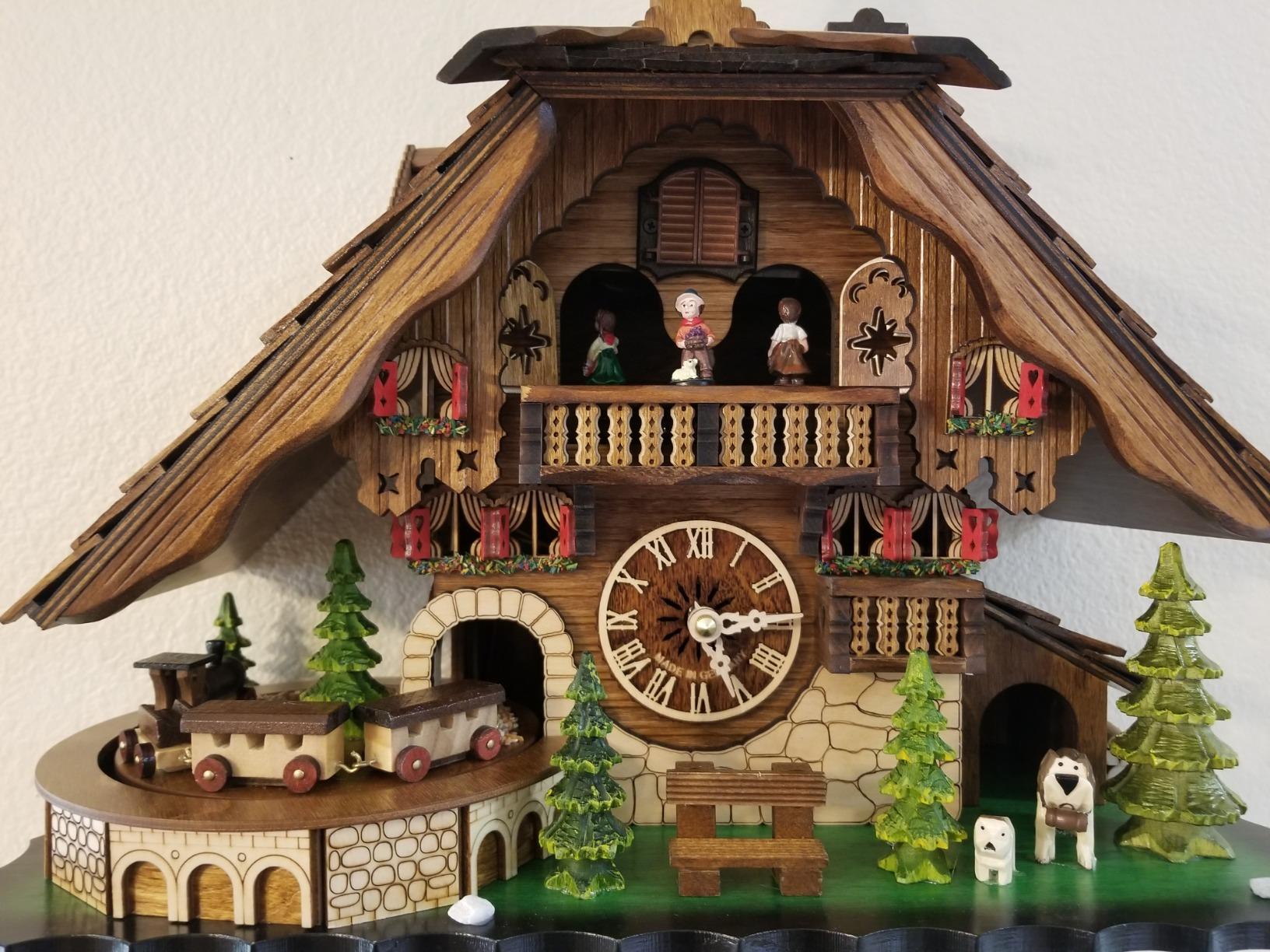 Engstler Quartz Cuckoo Clock Black Forest House with Moving Train, with Music EN 48110 QMT customer photo 1