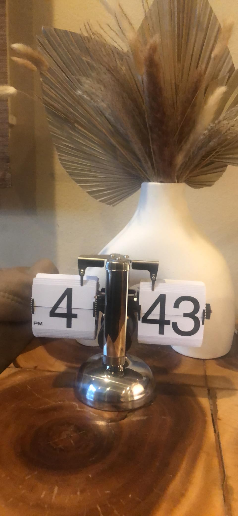 Betus Flip Desk Clock - Classic Mechanical-Digital Display Battery Powered - Home & Office Decor 14 x 5.5 x 3.5 Inches customer photo 1