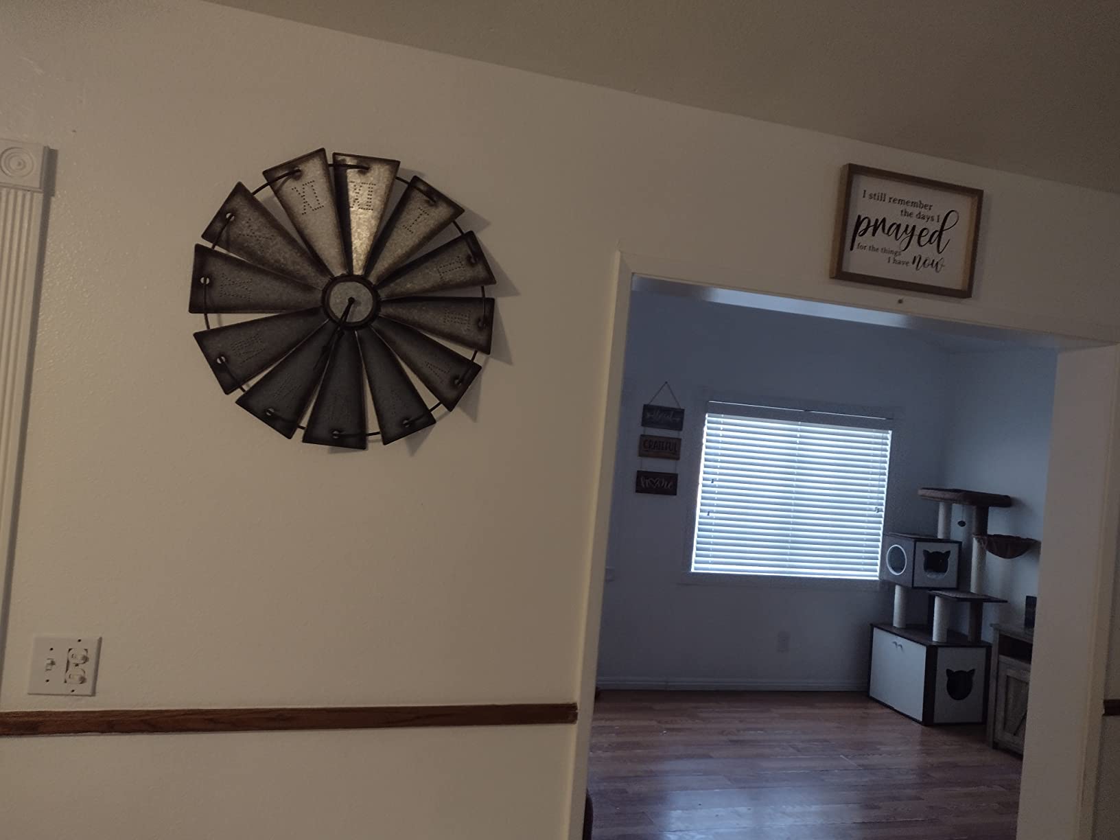 Gianna's Home Rustic Farmhouse Metal Windmill Wall Clock (14.5