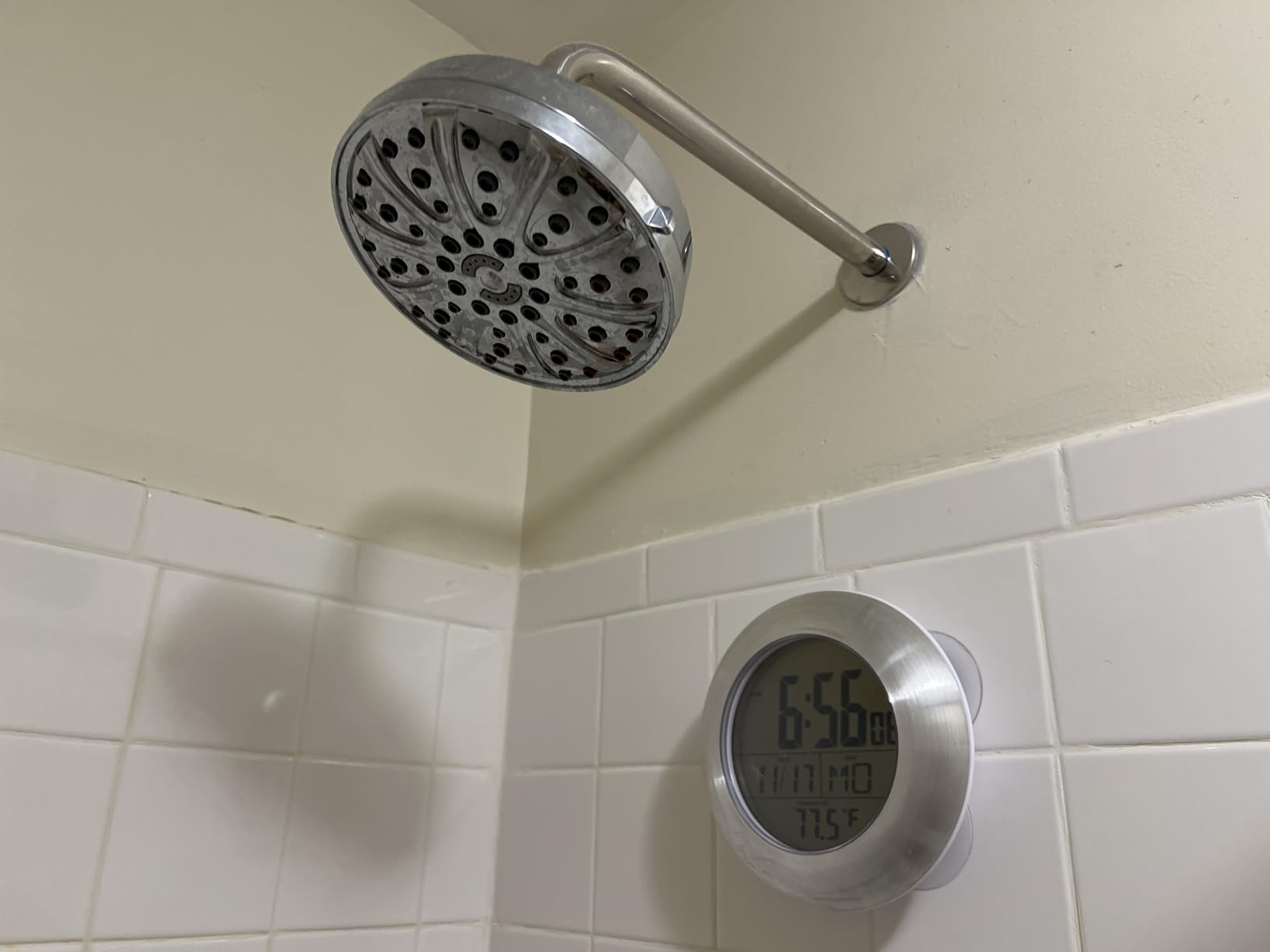 Extra Large Shower Clock with Suction Cups, Date and Temperature, Water Resistant Clock for Bathroom customer photo 1