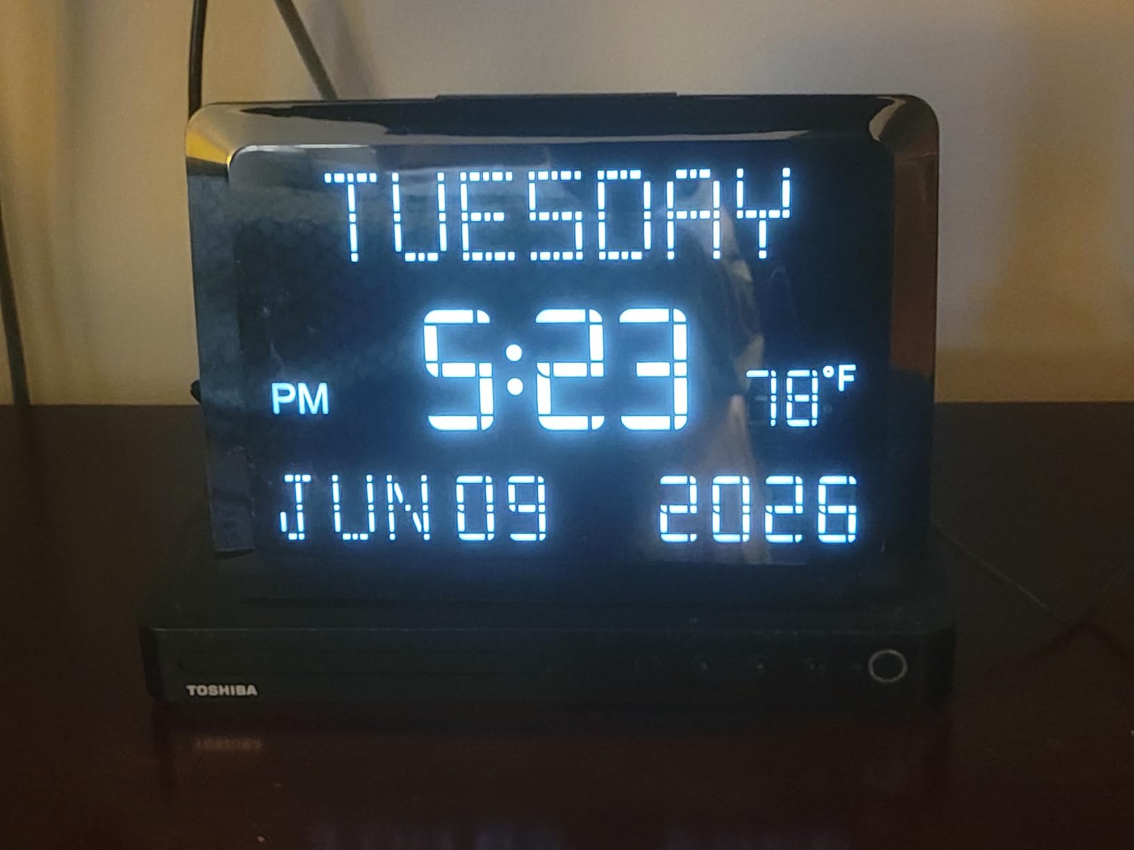 Digital Clock, 11.5