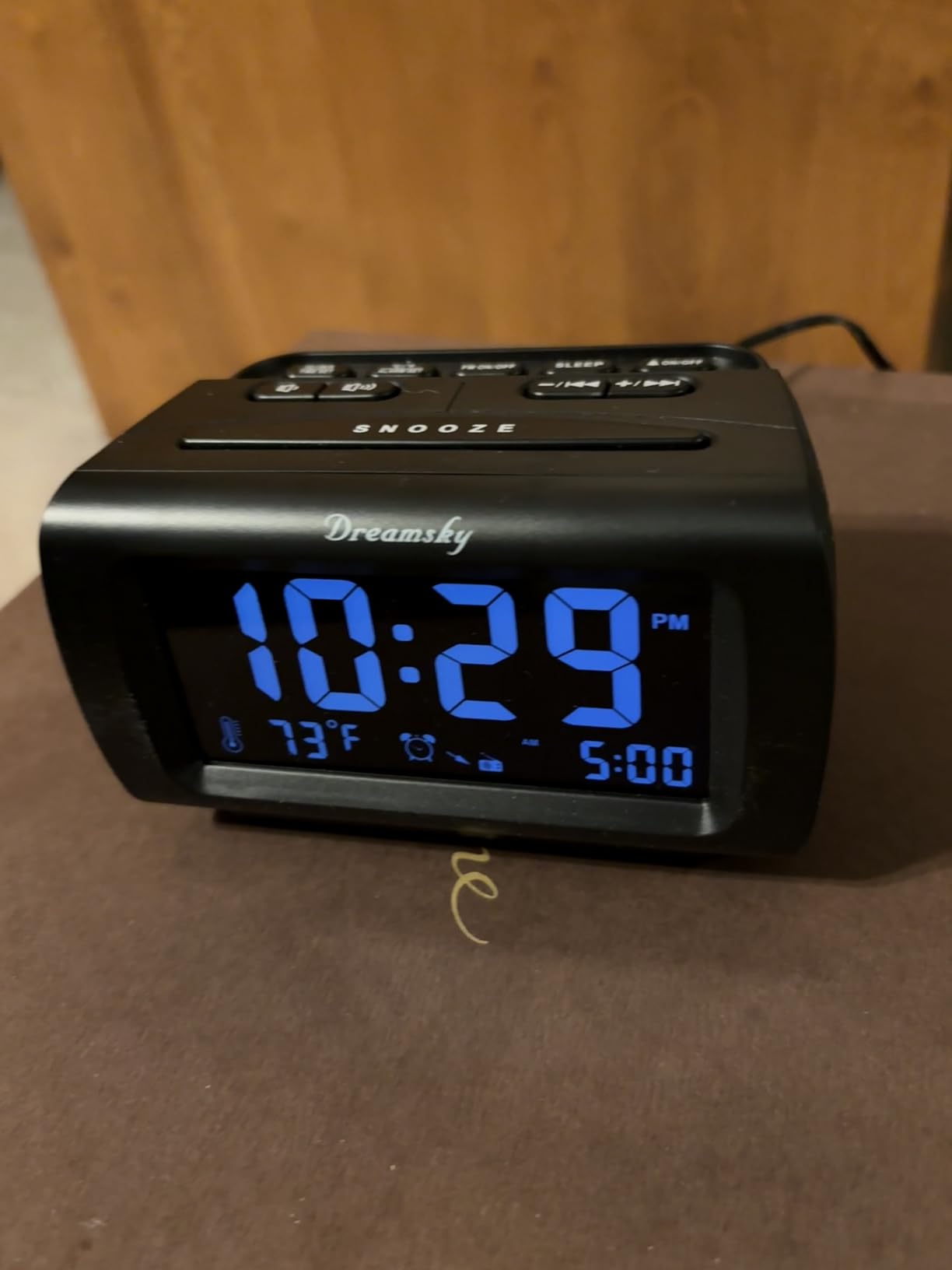 DreamSky Alarm Clock Radio for Bedrooms with Battery Backup | Large Numbers with Dimmer Wheel, USB Port, Bedside Digital FM Radio with Sleep Timer, Temperature, Adjustable Volume, Snooze customer photo 2