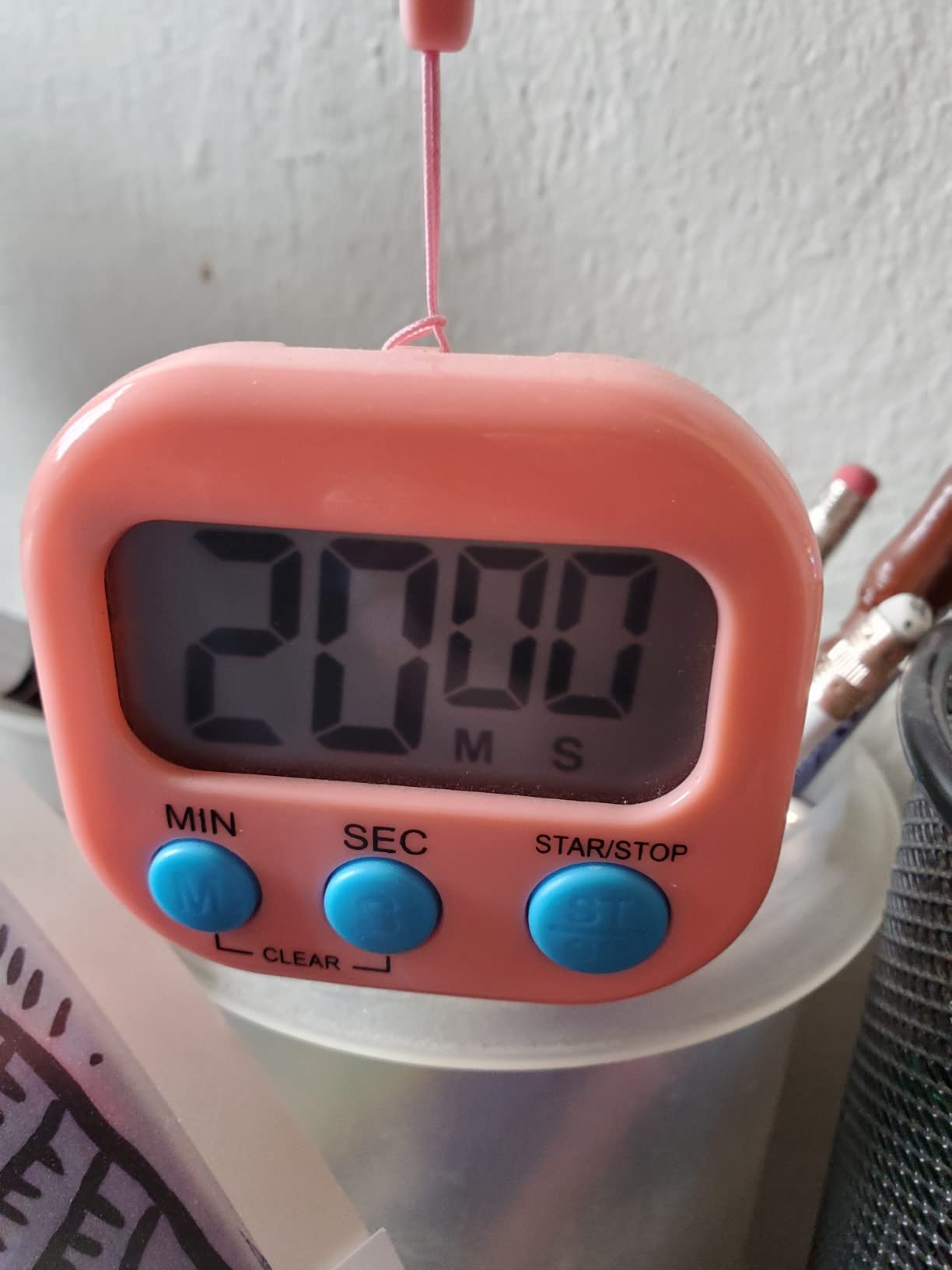 Digital Kitchen Timer, Big Display Screen, Loud Alarm, Strong Magnetic Backing Stand, Cooking Baking Kids Classroom Teacher Game Timers, Count Up Countdown (4 Pack) customer photo 1