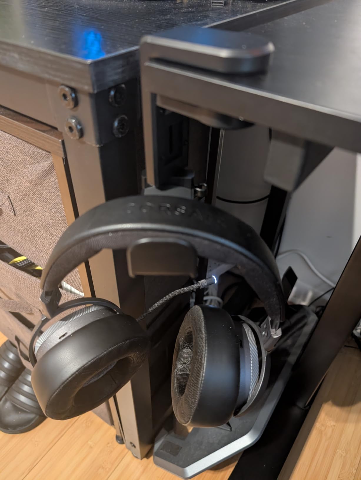 EURPMASK Rotating Headphone Stand,Adjustable Clamp-on Headset Holder Hanger customer photo 2