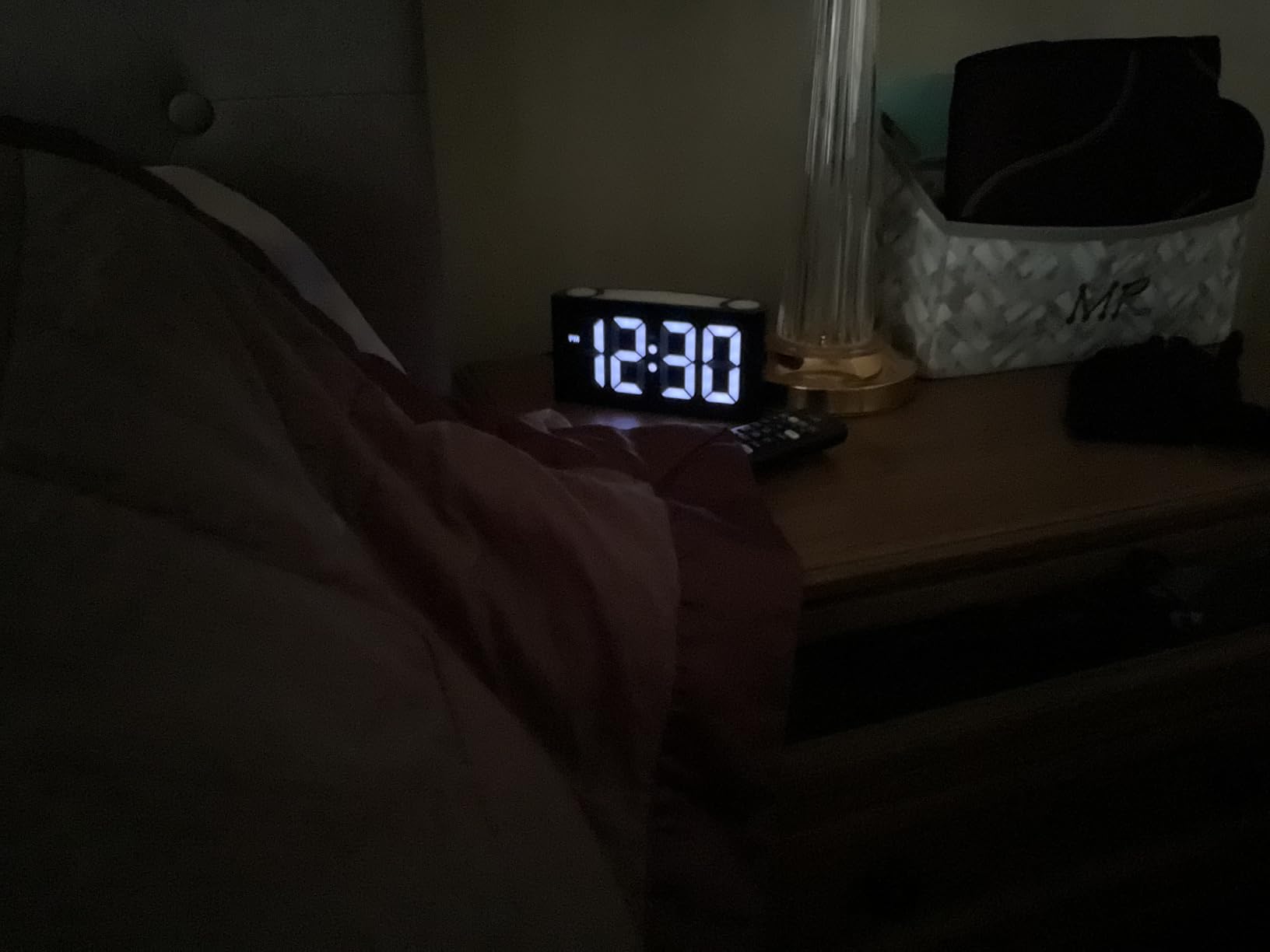 Digital Alarm Clock for Bedroom, Large Screen with 7 Color Night Light | with Dimmer, Battery Backup, 12/24H, snooze & DST, Perfect for Heavy Sleepers, Kids, Teens, Boy & Girl customer photo 1