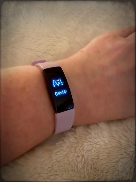 Fitbit Inspire HR Heart Rate and Fitness Tracker, One Size (S and L Bands Included), 1 Count customer photo 2