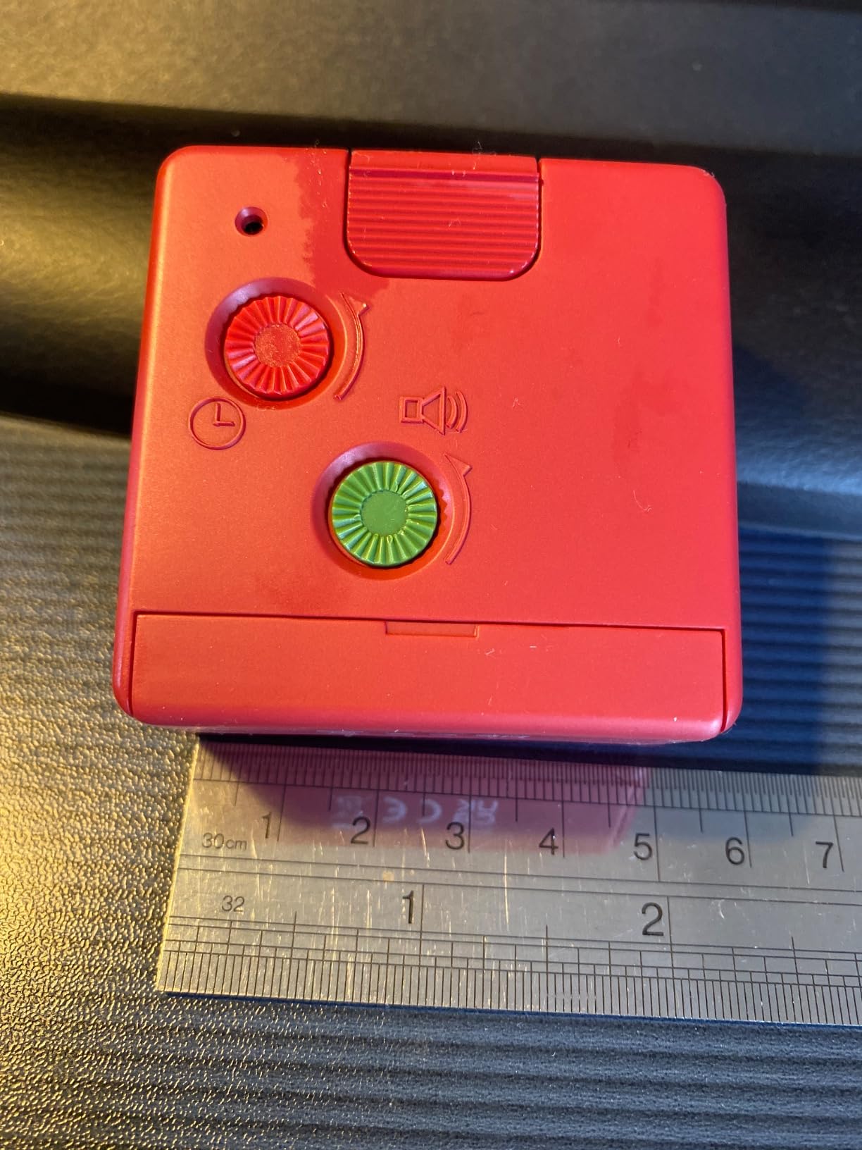 Braun Classic Travel Analogue Alarm Clock, Compact Size, Quiet Quartz Movement, Crescendo Beep Alarm in Red, Model BC02R. customer photo 1