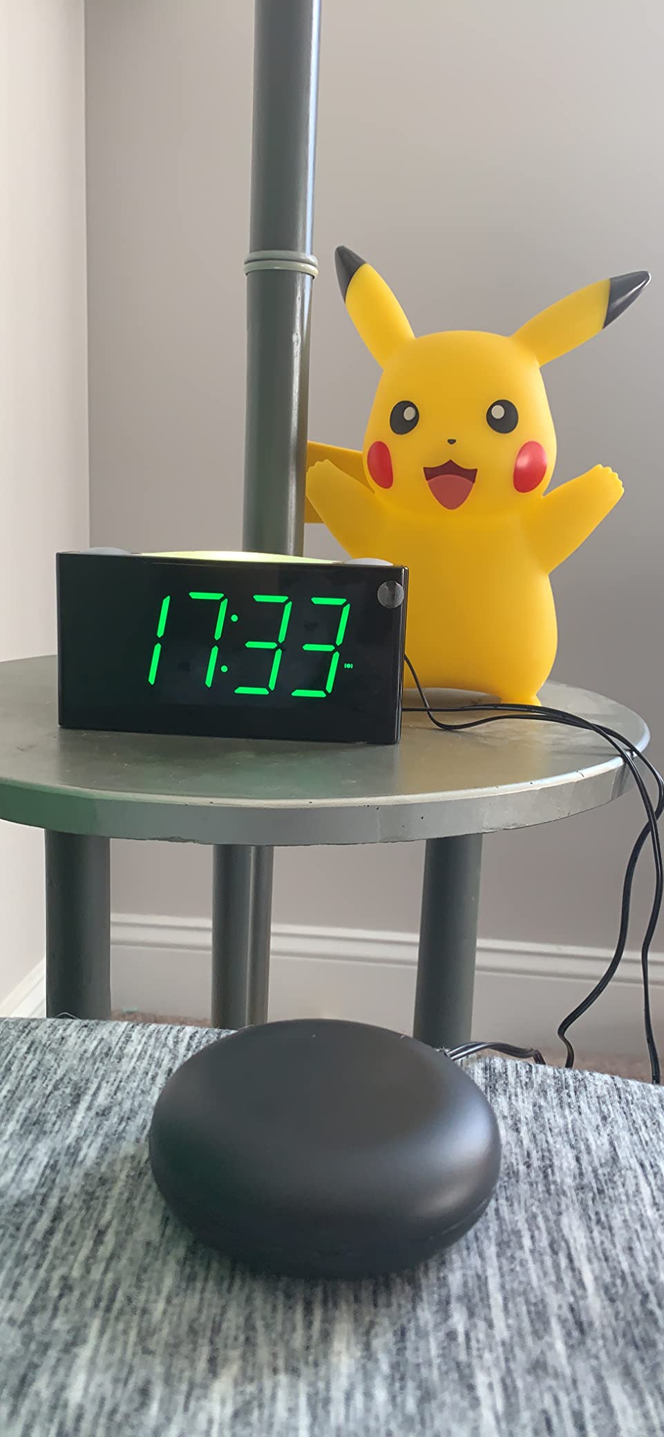 Extra Loud Vibrating Alarm Clock with Bed Shaker for Heavy Sleeper Deaf Hard of Hearing, Large LED Display Digital Clock for Bedroom, Dimmer, Night Light, USB Phone Charger, Battery Backup, Senior Teen Kid customer photo 1