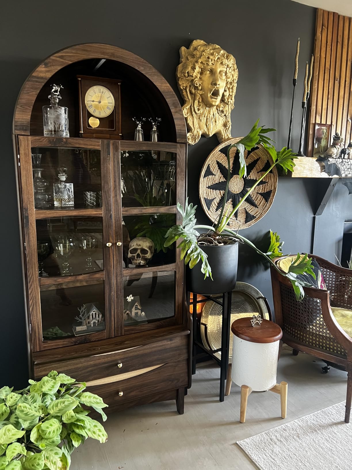 Bulova B1860 Vanderbilt Mantel Clock, Warm Walnut customer photo 1