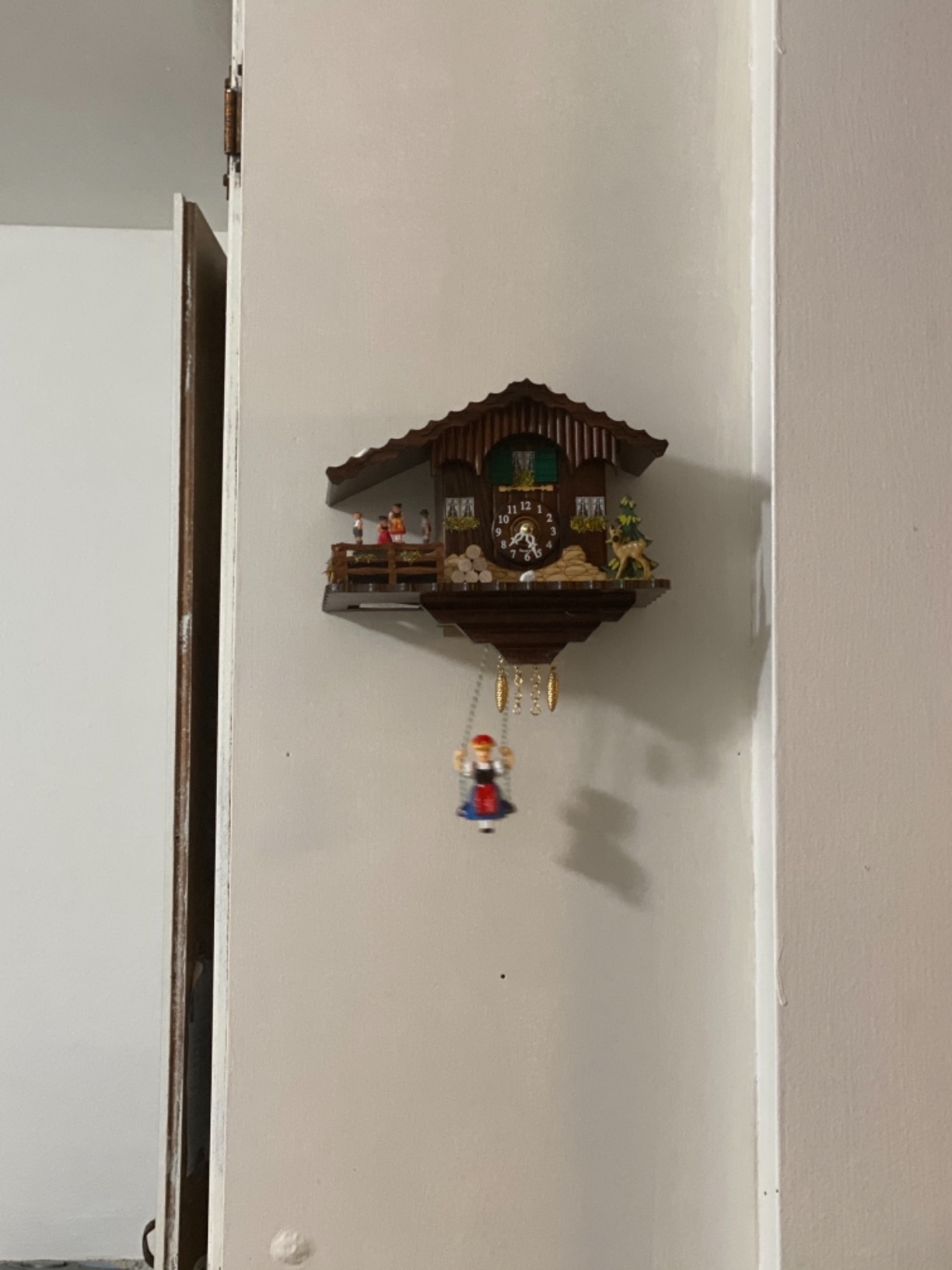 Trenkle Kuckulino Black Forest Clock Swiss House with Quartz Movement and Cuckoo Chime, Turning Dancers TU 2019 SQ customer photo 1