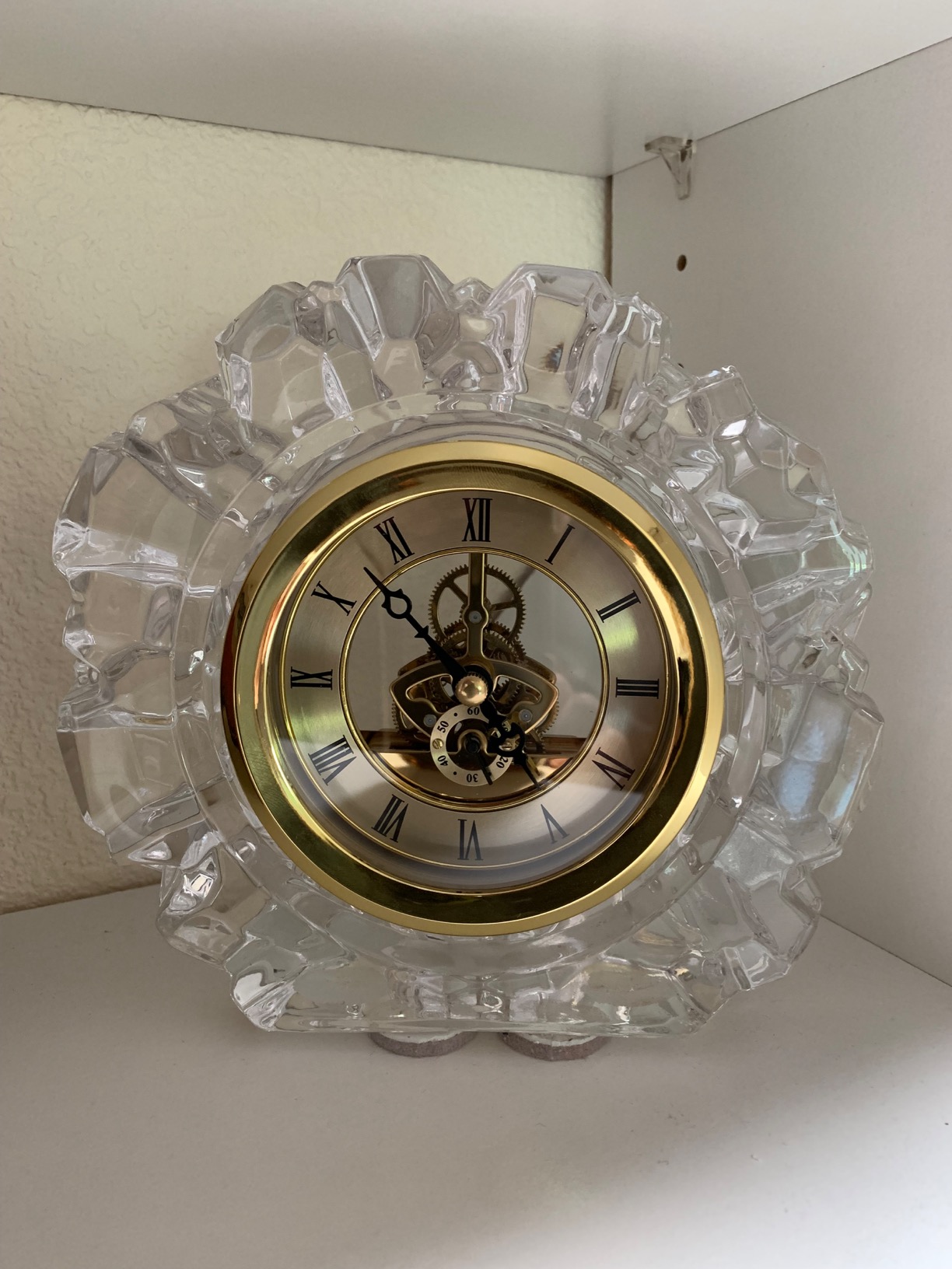 Hicarer 4 1/16 Inch Gold Replacement Clock Insert with Gold Bezel, 3-3/4 Inch Mounting Diameter Clock Replacement for DIY Clocks and Crafts customer photo 2