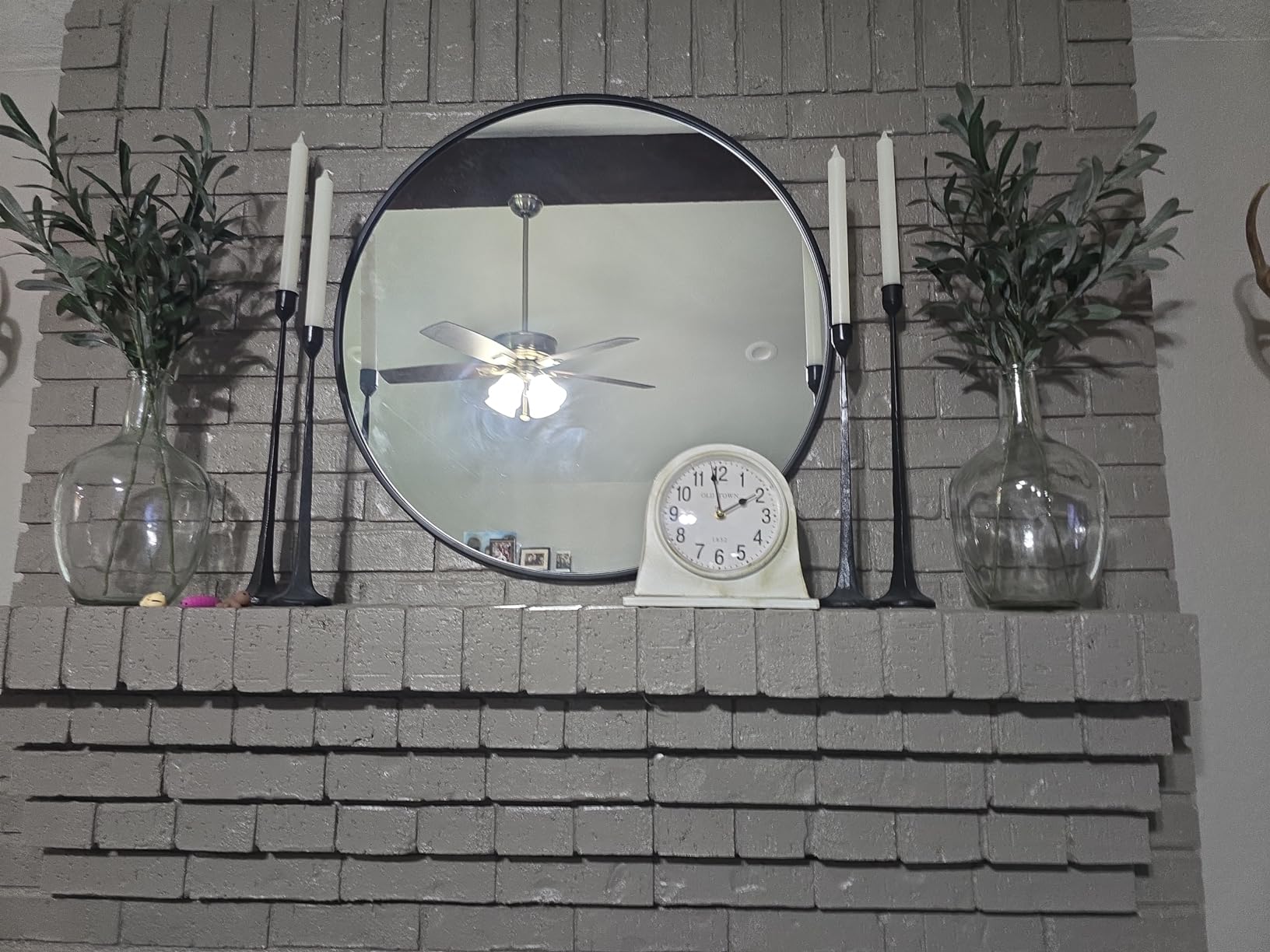 Lily's Home Antique Inspired Farmhouse Desk Or Mantel Clock, Battery Powered, Metal Body, Ivory customer photo 1