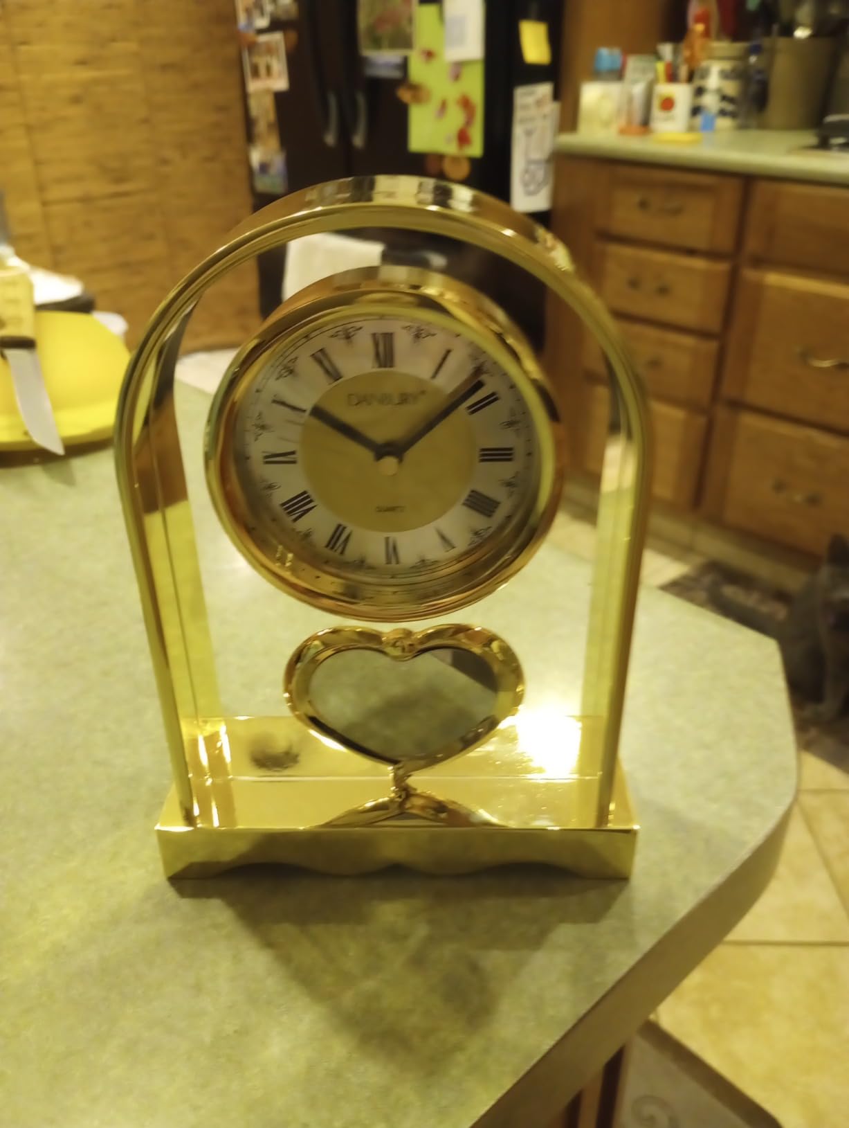THINGS REMEMBERED Engraved Personalized Gold Tone Arch Heart Clock (Free Customization) customer photo 2