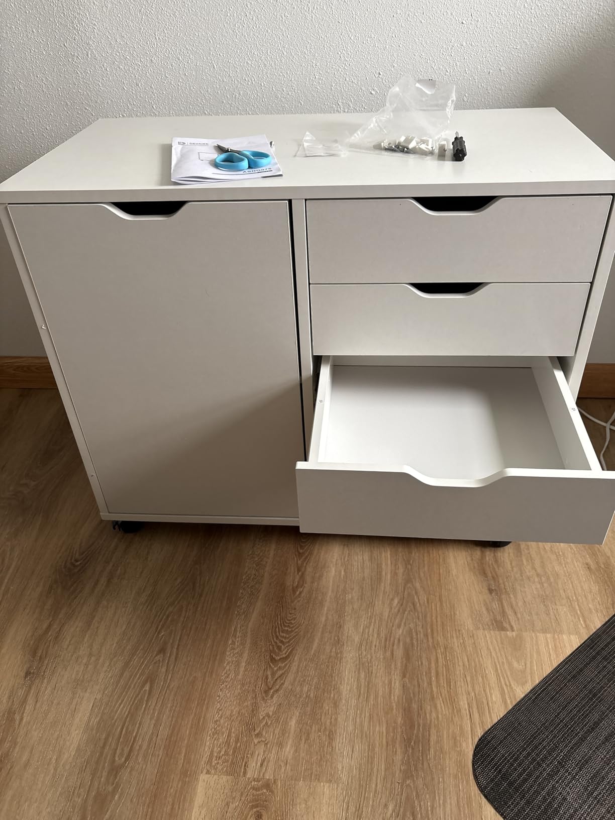 DEVAISE 5-Drawer Wood Drawer Cabinet, Office Storage Cabinet, White customer photo 2