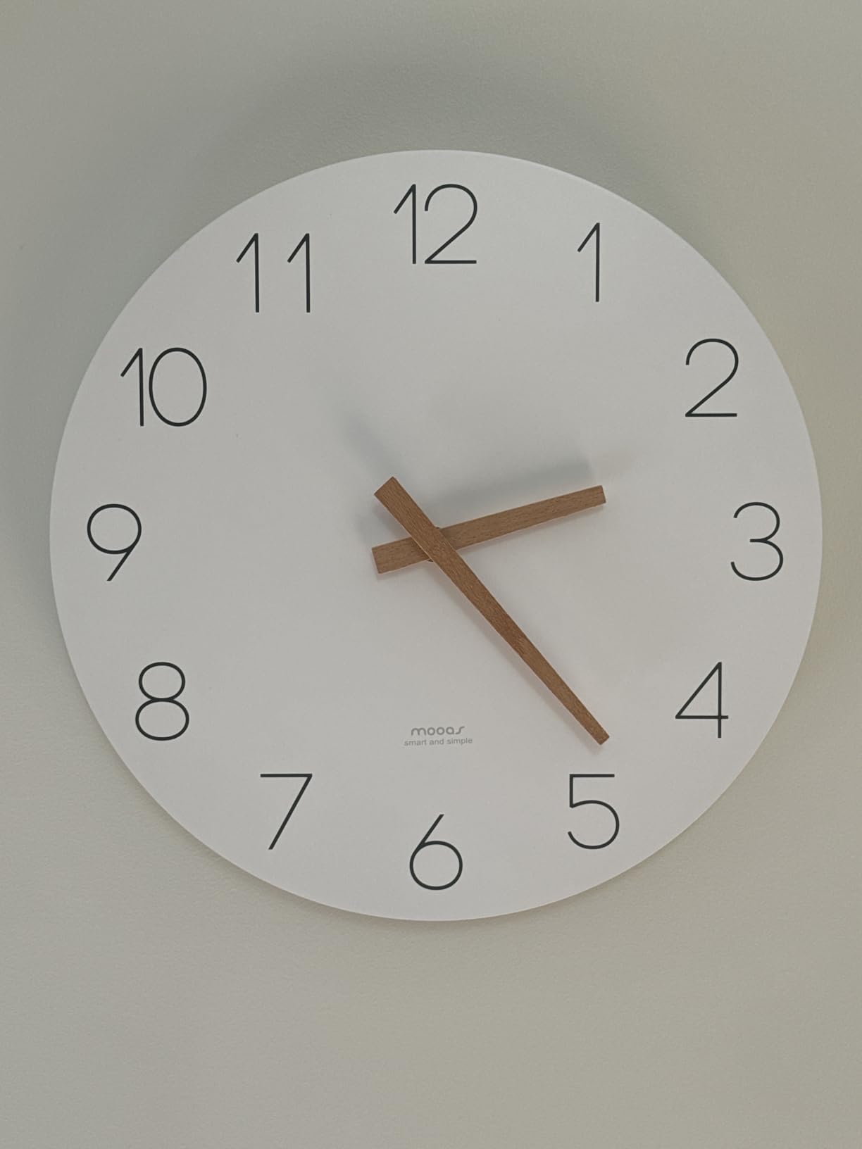 mooas Flatwood Wall Clock, Analog Wall Clock, Silent Non-Ticking 12 inch Modern Wall Clocks Battery Operated for Office, Home, Bathroom, Kitchen, Bedroom, School, Living Room customer photo 2
