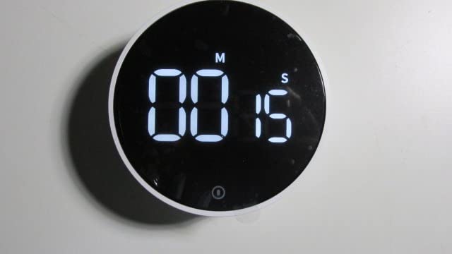 Digital Magnetic Kitchen Timer & Stopwatch with LED Display, White | Up to 99:55 Countdown & Count Up, Easy Twist Control, Adjustable Volume & Brightness, Magnetic Back, Battery Powered customer photo 1