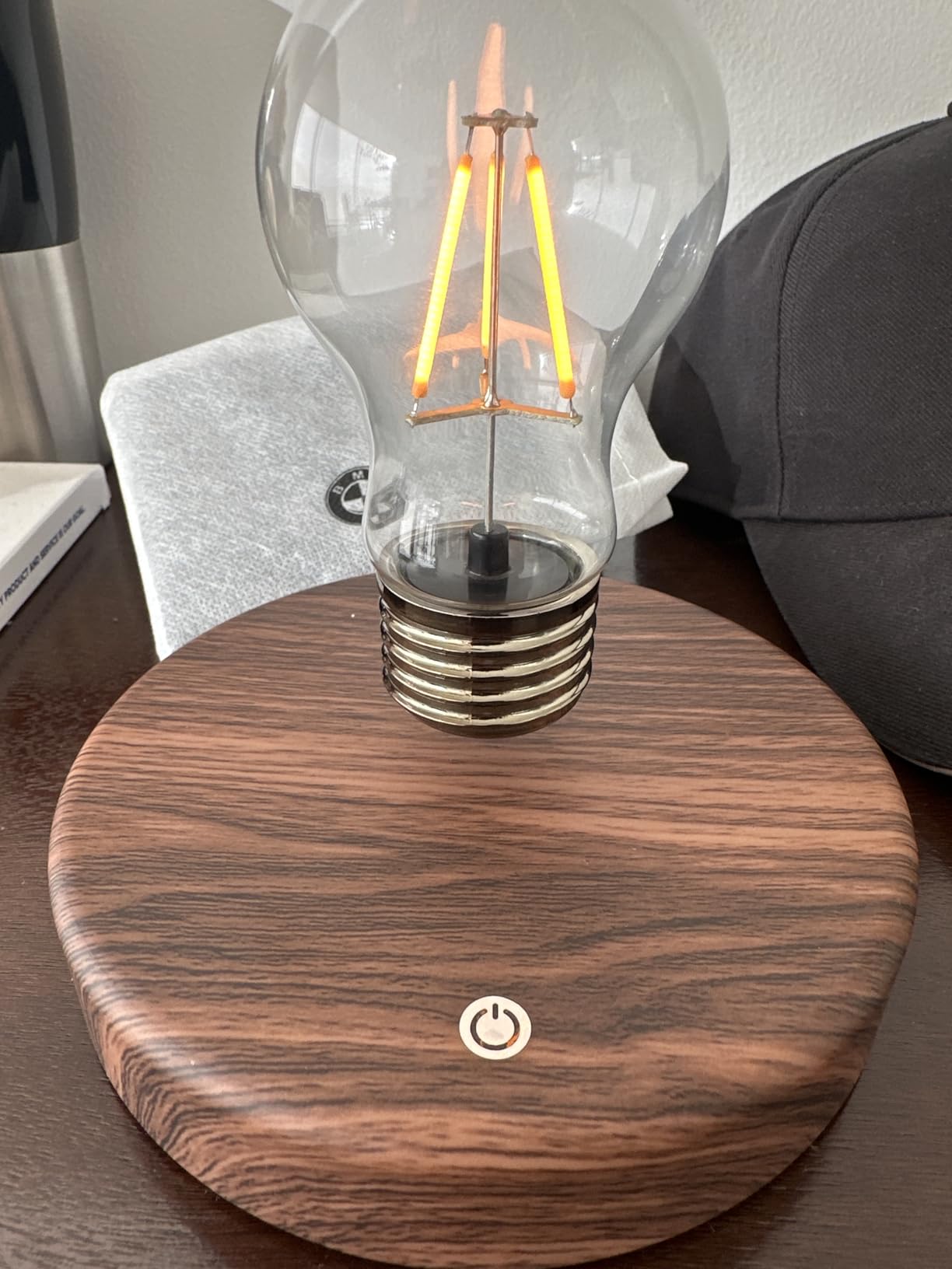 Levitating Bulb Lamp Magnetic Floating LED Light Desk Lamp Table lamp Night Light, 360 Degree Automatic Rotating Light for Unique Gifts Room Home Office Decor customer photo 2
