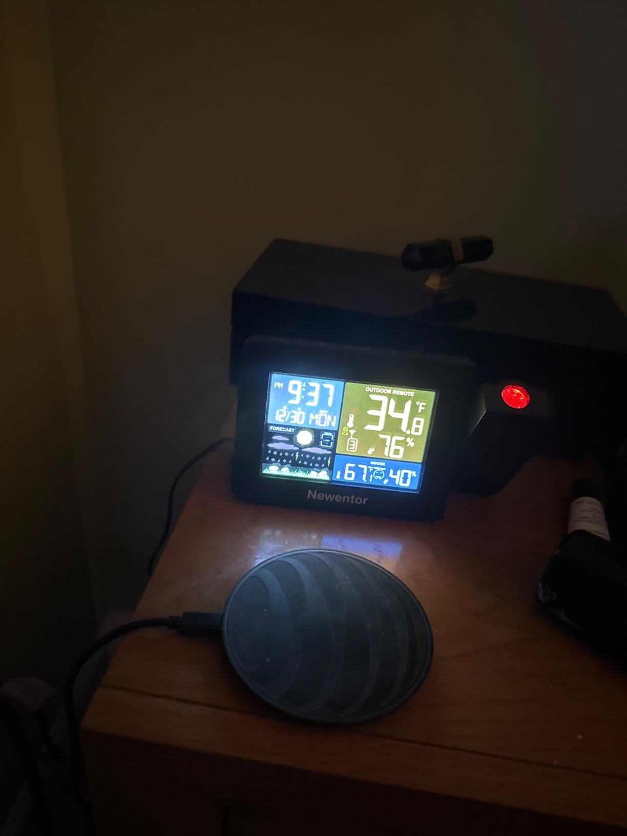 Newentor Projection Alarm Clock, Atomic Clock Weather Station for Bedroom | Adjustable Projection Brightness, Indoor Outdoor TEM&HUM Monitor, Backlight, Weather Forecast, HI/LO Records customer photo 2