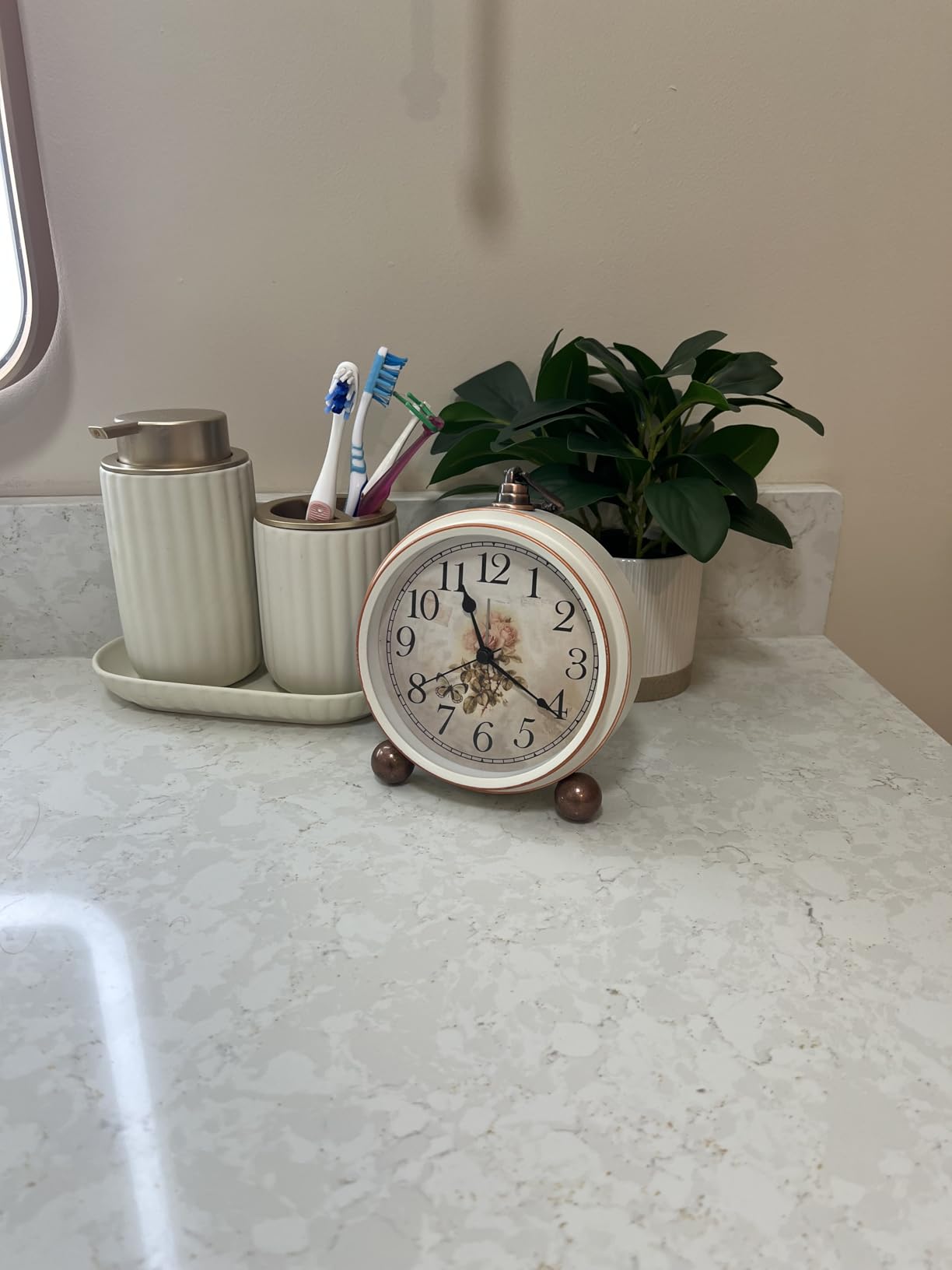 Maxspace Classic Vintage Clock - Elegant and Decorative Analog Clocks, Silent Non-Ticking Clock with Distressed Metal Frame for Office, Living Room or Bedroom customer photo 2
