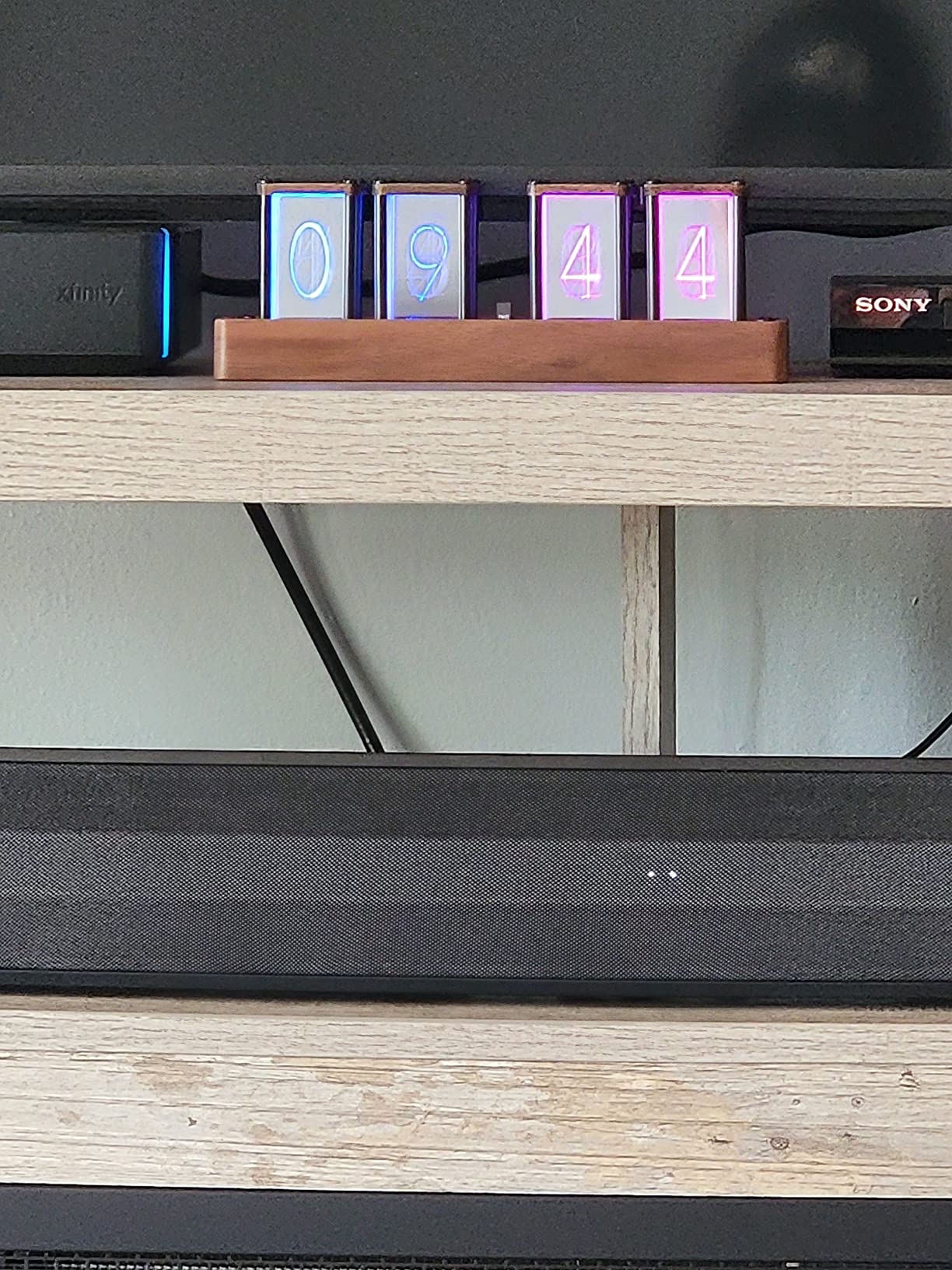 Adventurers Nixie Tube Clock, Digital Tube Desk Clock, Retro Modern Wooden Clock, LED Digital Clock, Full Color Custom RGB and 12/24h Display, Decorate Room (4 Numbers) customer photo 2