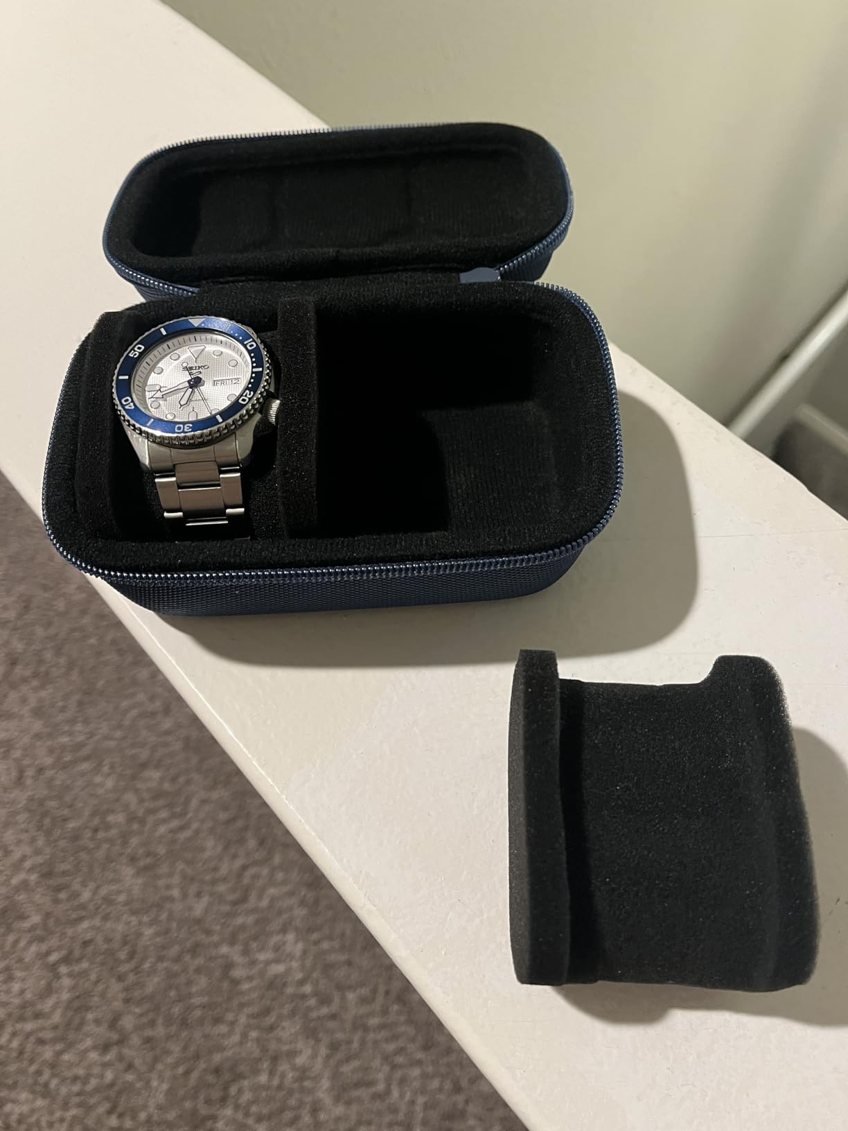Watch Travel Case for Men and Women Portable Single Watch Storage box and Organizer for Wristwatches and Smart Watches (Blue(1 slot)) customer photo 2