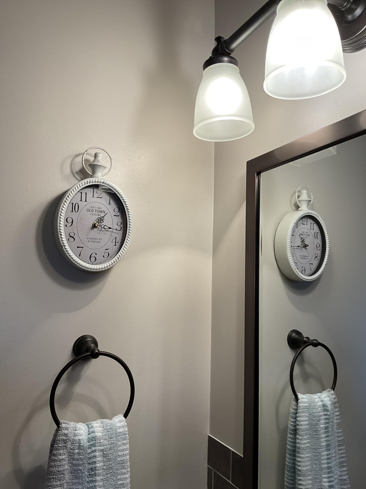 Menterry Small Retro Oval Wall Clock Antique Old Design, White Vintage Style | Battery Operated Silent Decor Wall Clocks for Kitchen, Bedroom, Farmhouse, Bathroom (11.2