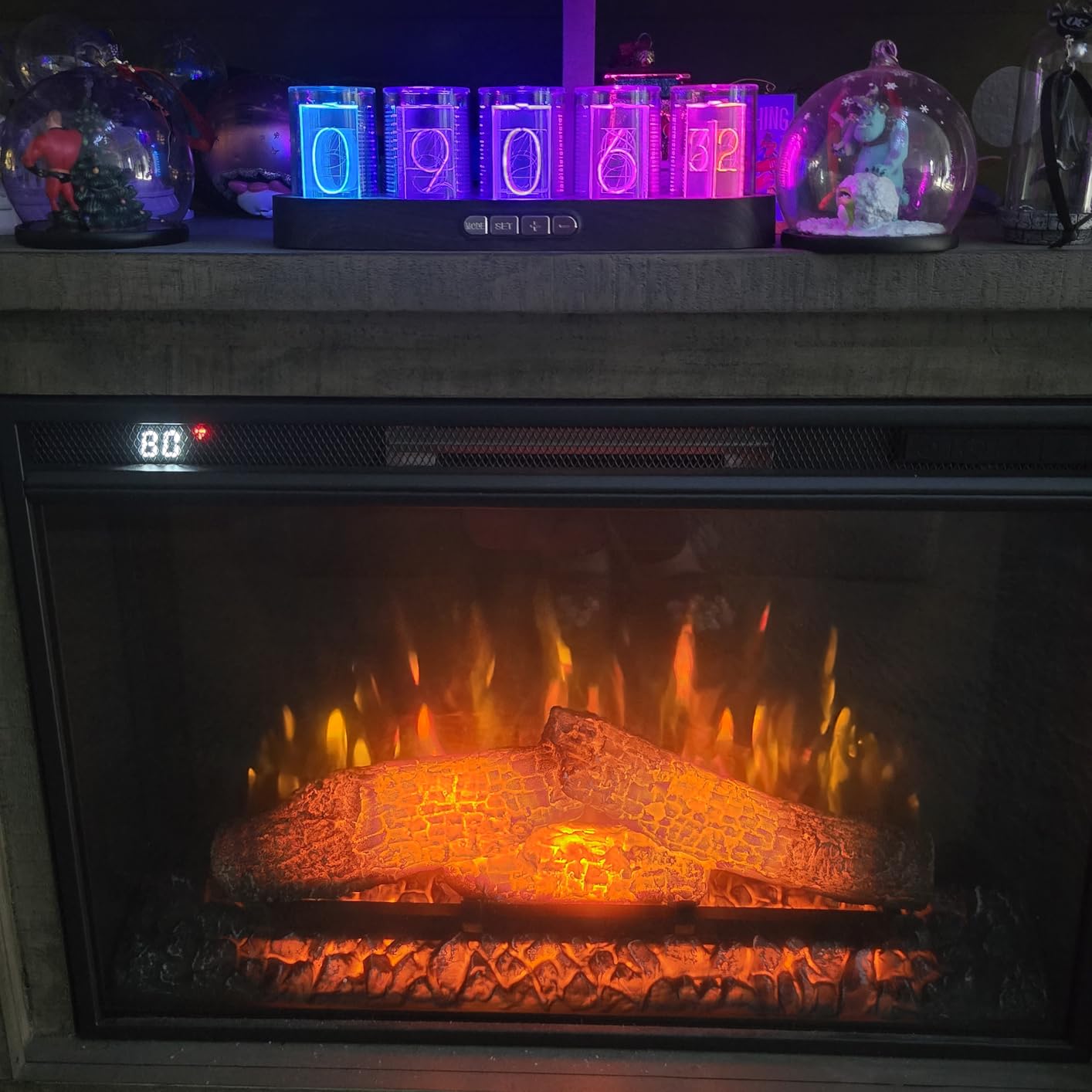 Adventurers Simulation Nixie Tube Clock, RGB Desk Clock, LED Tube Desk Clock with Imitation Wood Base & 24 Hour Clock, Suitable for Decorating Under Computer Monitor & on Bedside Table in Bedroom customer photo 2