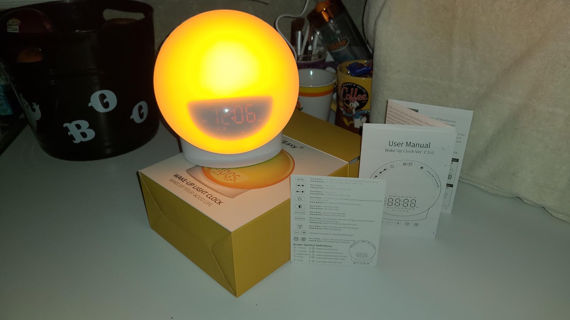 Wake up Light Sunrise Alarm Clock Sunset Simulation Sleep Aid Dual Alarms FM Radio Snooze 13-Color Modes 23 Sleep White Noise Sounds 28 Built-in Alarm Tone 32 Volumes Compact for Everyone customer photo 2