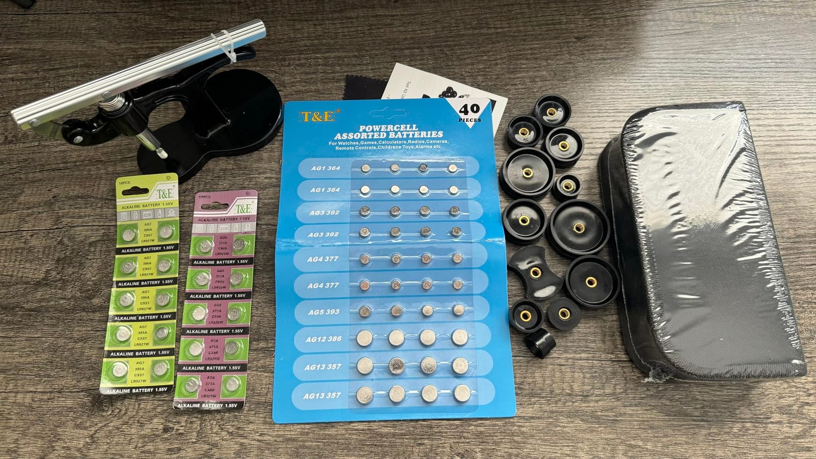 Watch Repair Kit, GLDCAPA Professional Watch Battery Replacement Kit, Watch Repair Tools with Carrying Case, Watch Link Removal Tool Kit, Watch Case Opener, Watch Press Set with 60pcs Watch Battery customer photo 2