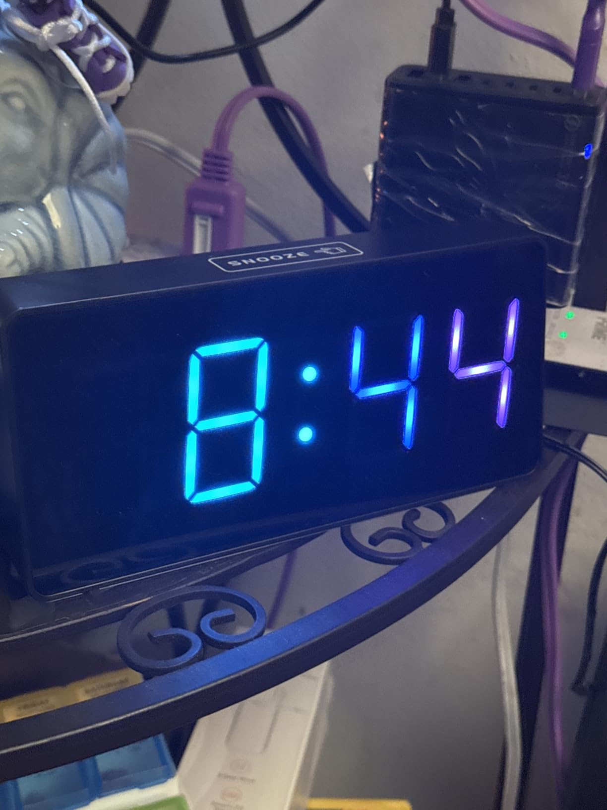 Peakeep Digital Alarm Clock for Bedrooms Bedside, Loud for Heavy Sleepers | Large Big LED Numbers Dimmable for Seniors, Battery Backup Plug in Electric Clock with USB Charger (Blue) customer photo 1