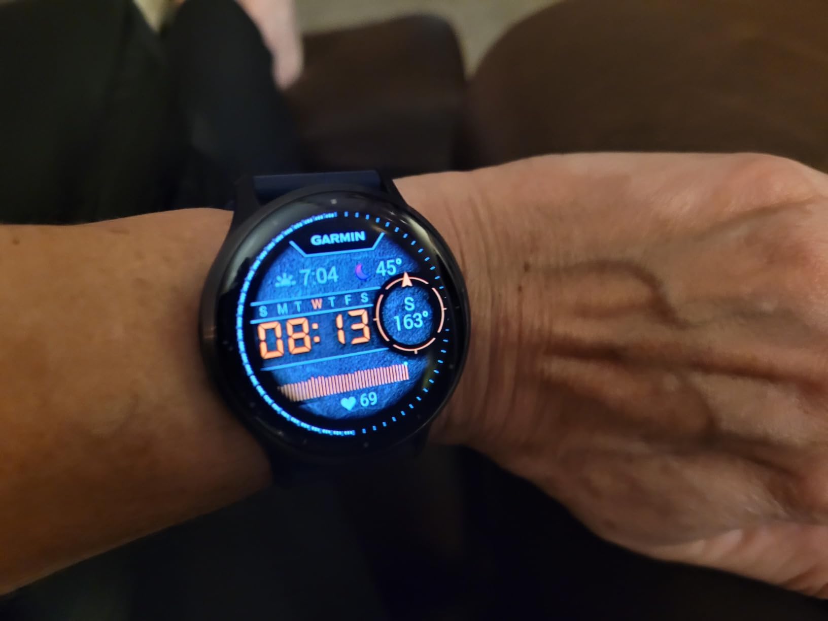 Garmin Venu® 3, Premium Fitness Smartwatch, 45mm, Black customer photo 1