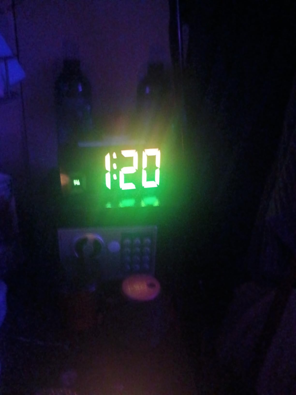 Topski Loud Alarm Clocks for Bedrooms Heavy Sleepers, Plug-in Digital Bedside Clock with RGB Night Light, Large Display, Dual Alarm, Snooze, Dimmable, 3 Volumes customer photo 2
