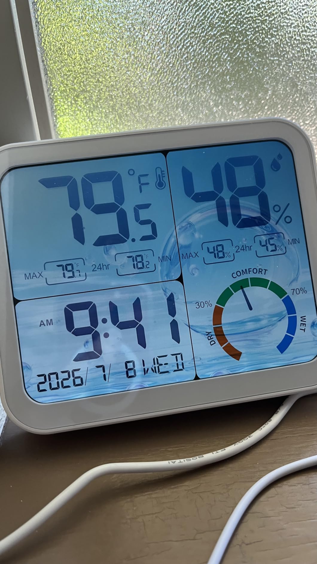 5.8'' Digital Indoor Thermometer Hygrometer, Temp Humidity Monitor & Clock | USB-C & Battery Powered, Large Backlit Display, Calibratable Readings, Max & Min Records, Comfort Level, Date & Time Display customer photo 1