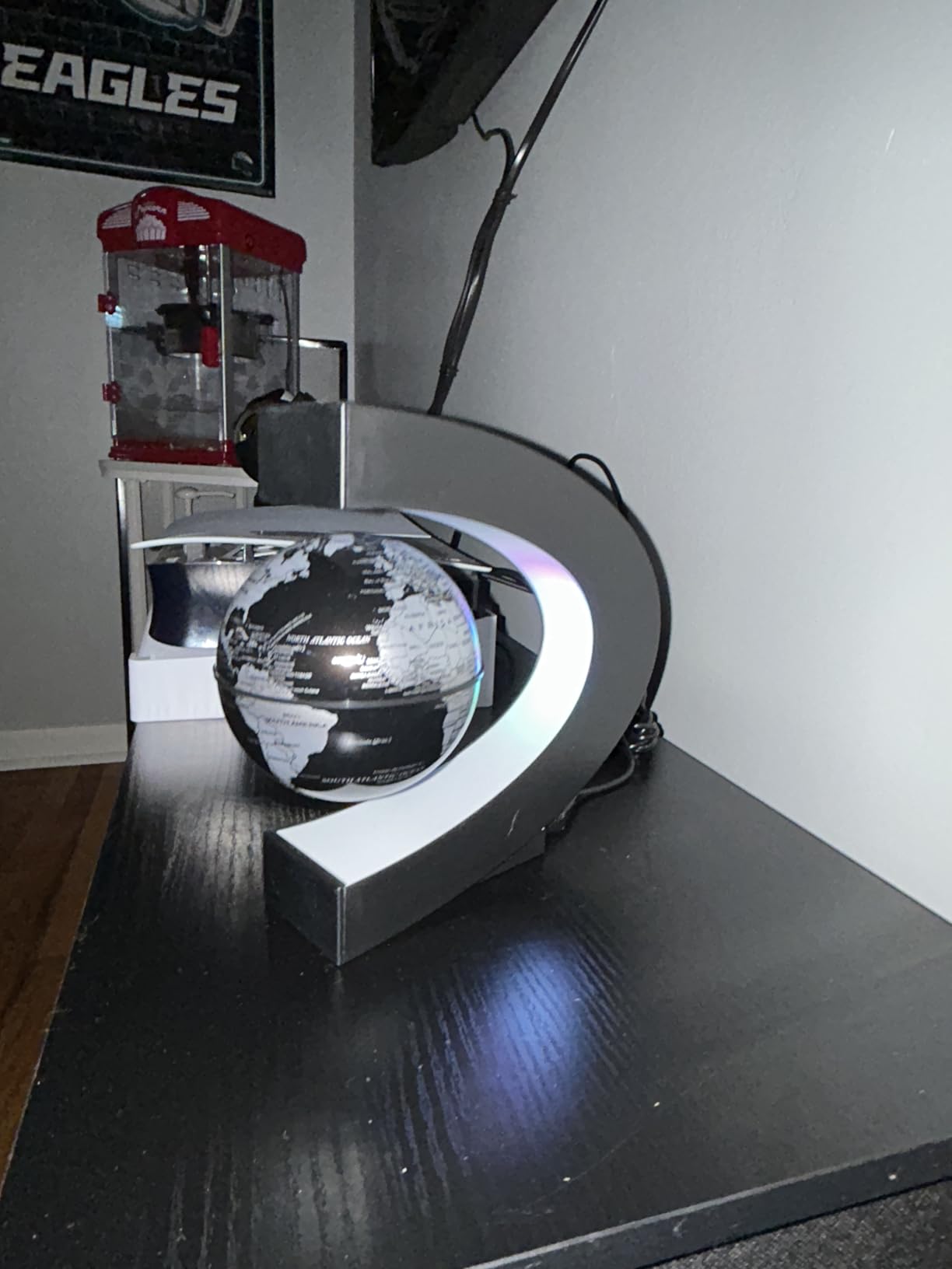 MOKOQI Magnetic Levitating Globe with LED Light, Cool Tech Gift for Men Father Boys and Girls, Birthday Gifts for Kids, Floating Globes World Desk Gadget Decor in Office Home Display (Silver) customer photo 1