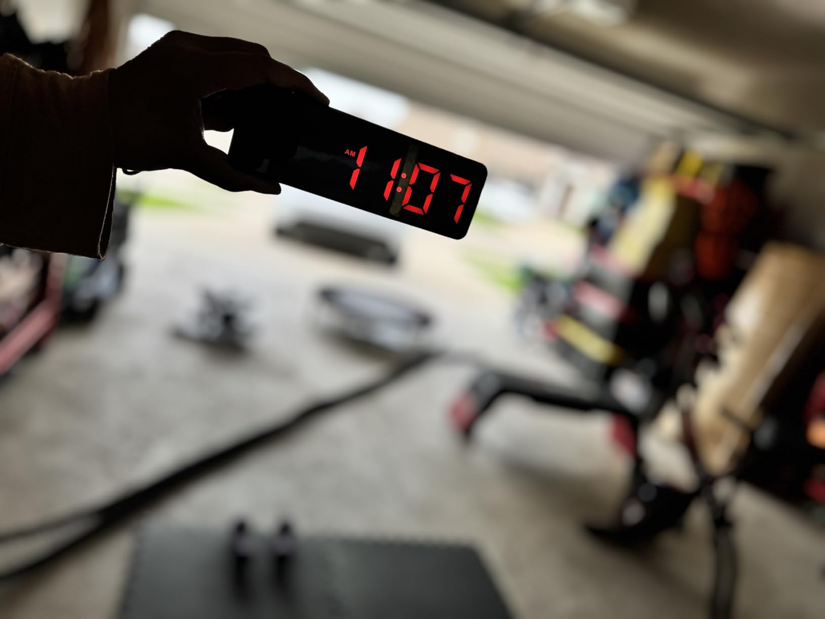 ANJANK Small Portable Gym Timer Clock, Strong Magnet, Workout Interval Timer with Powerful Battery, Stopwatch, Remote Control, Adjustable Brightness, Fitness Digital Timer for Home/Garage/Boxing customer photo 1