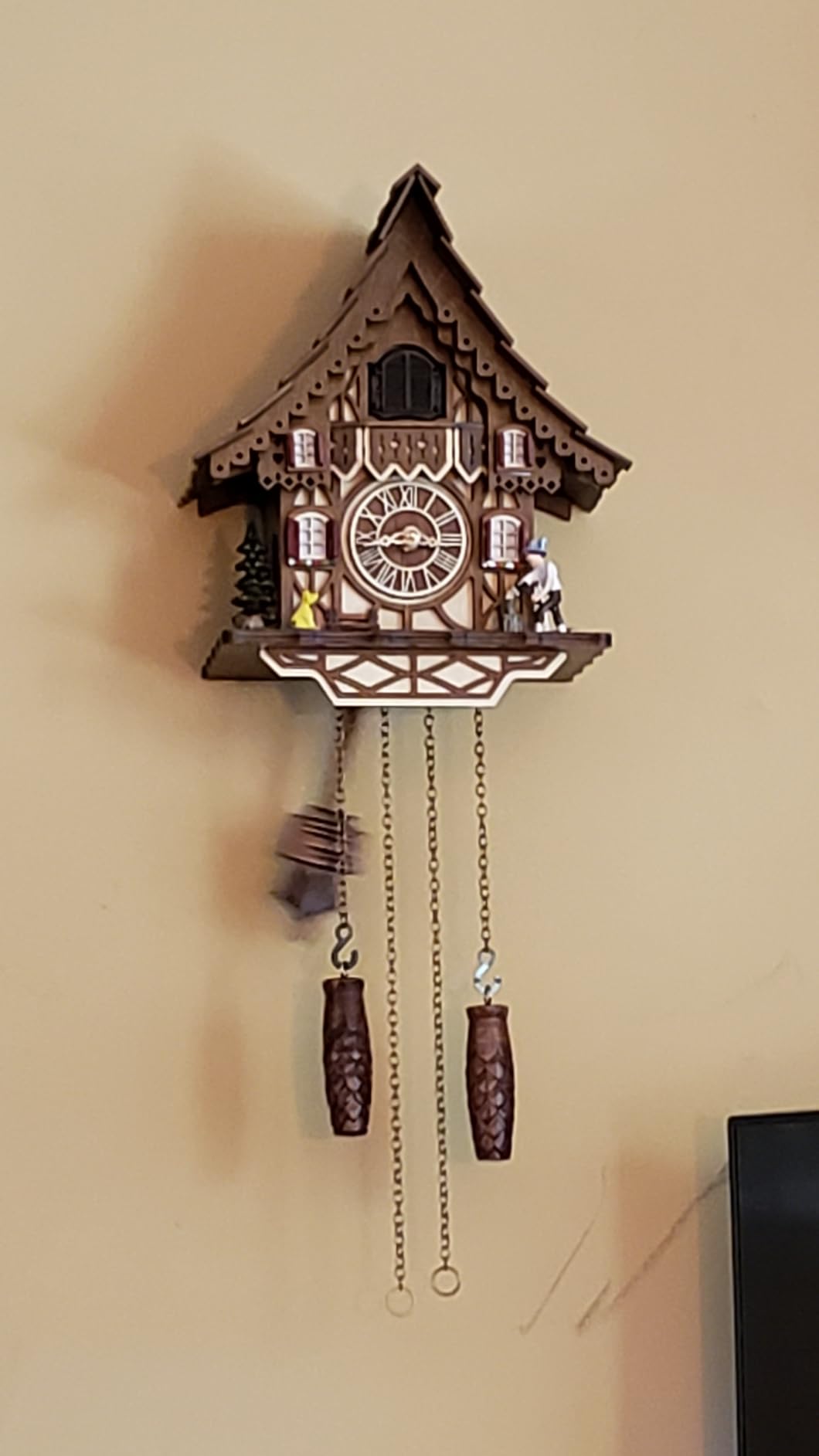 Cuckoo Clock | Black Forest Style Wall Decor | Gift Box | Retro Cuckoo Clock, 12 Melodies, Volume Control, Night Mode, Wooden Home Decor, Gift Package, 8.75 X 23 inch customer photo 1