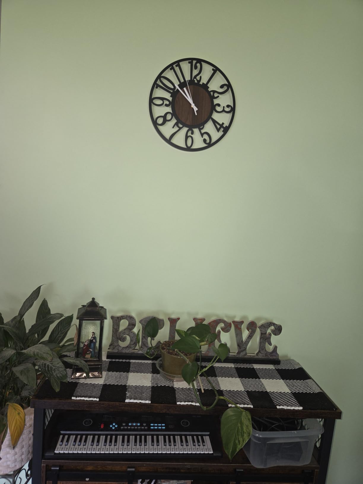Large Wall Clock for Living Room Decor, 24 Inch Non Ticking Silent, Battery Operated Modern Vintage Oversized Wall Clock customer photo 1