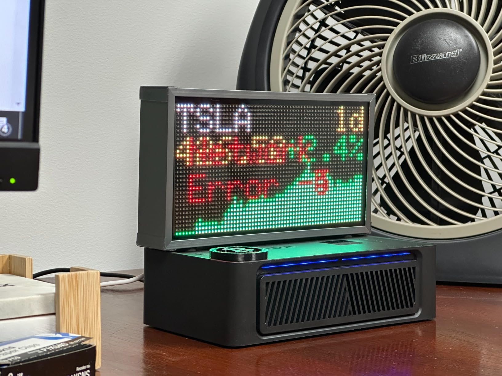 Real-Time Crypto Ticker Bitcoin Stock Ticker Monitor Display Digital Clock Weather, Temperature, Humidity, 64 * 32 Pixel Screen customer photo 2