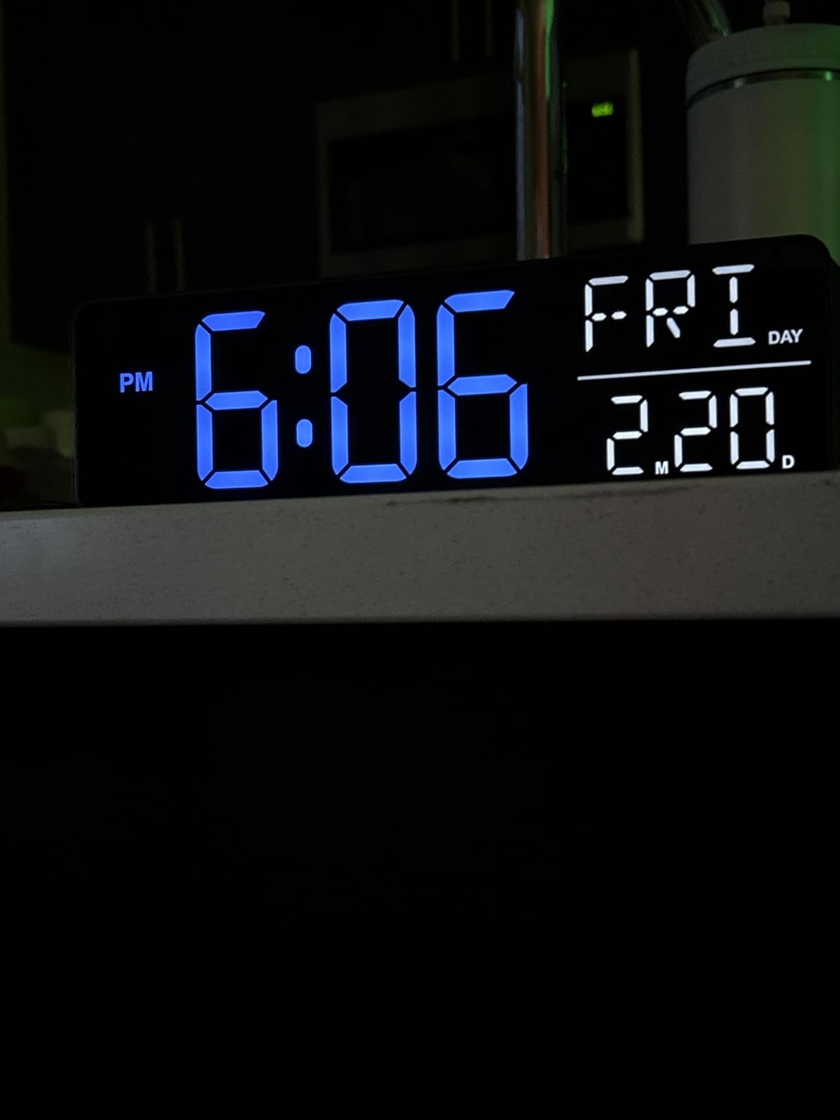 Peakeep Large Display Digital Alarm Clock for Bedroom with Date Day of Week | Calendar Desk Table Clocks for Living Room Office, Dimmable Plug in Electric Clock Battery Backup, 5 Volumes, Loud, Auto DST customer photo 2