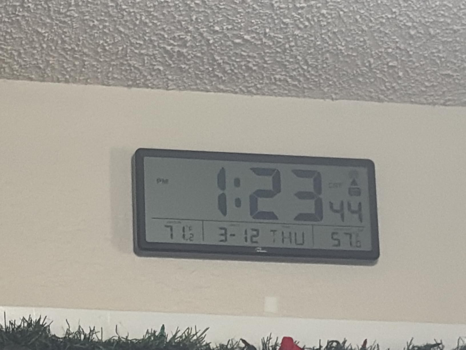 Atomic Clock with Indoor Outdoor Temperature, 14.5