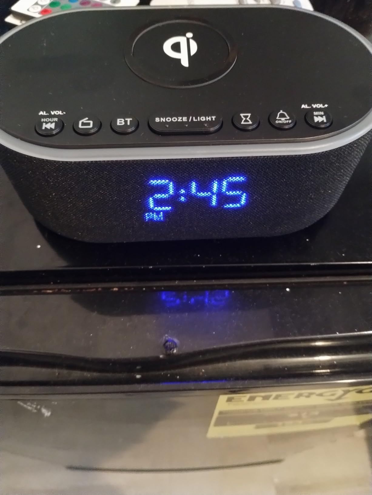 Odokee Qi Certified Wireless Charging Alarm Clock Radio for Bedroom | Fast Wireless Charger for iPhone Samsung - 10W Stereo Bluetooth Speaker - Dimmable Digital Clock with FM Radio - Black customer photo 1