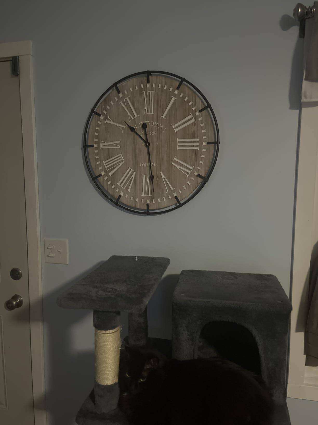 Farmhouse Wall Clock 30 Inch - Rustic Wood Metal Decor, Silent Sweep, Battery Operated for Living Room Kitchen Office, Brown customer photo 1